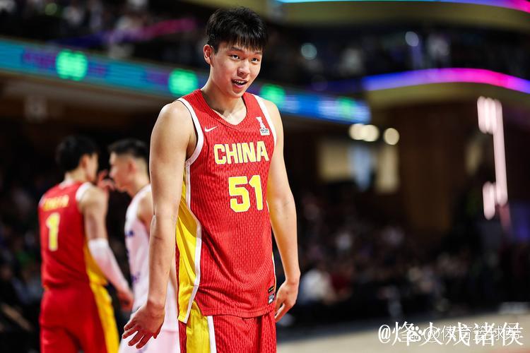 杨瀚森17+11青岛胜上海 吴前20分浙江胜吉林